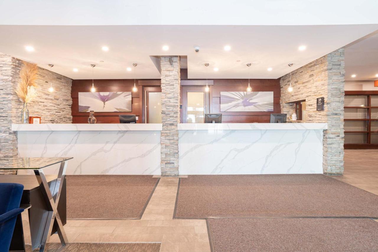 Sandman Hotel Edmonton West Zewnętrze zdjęcie
