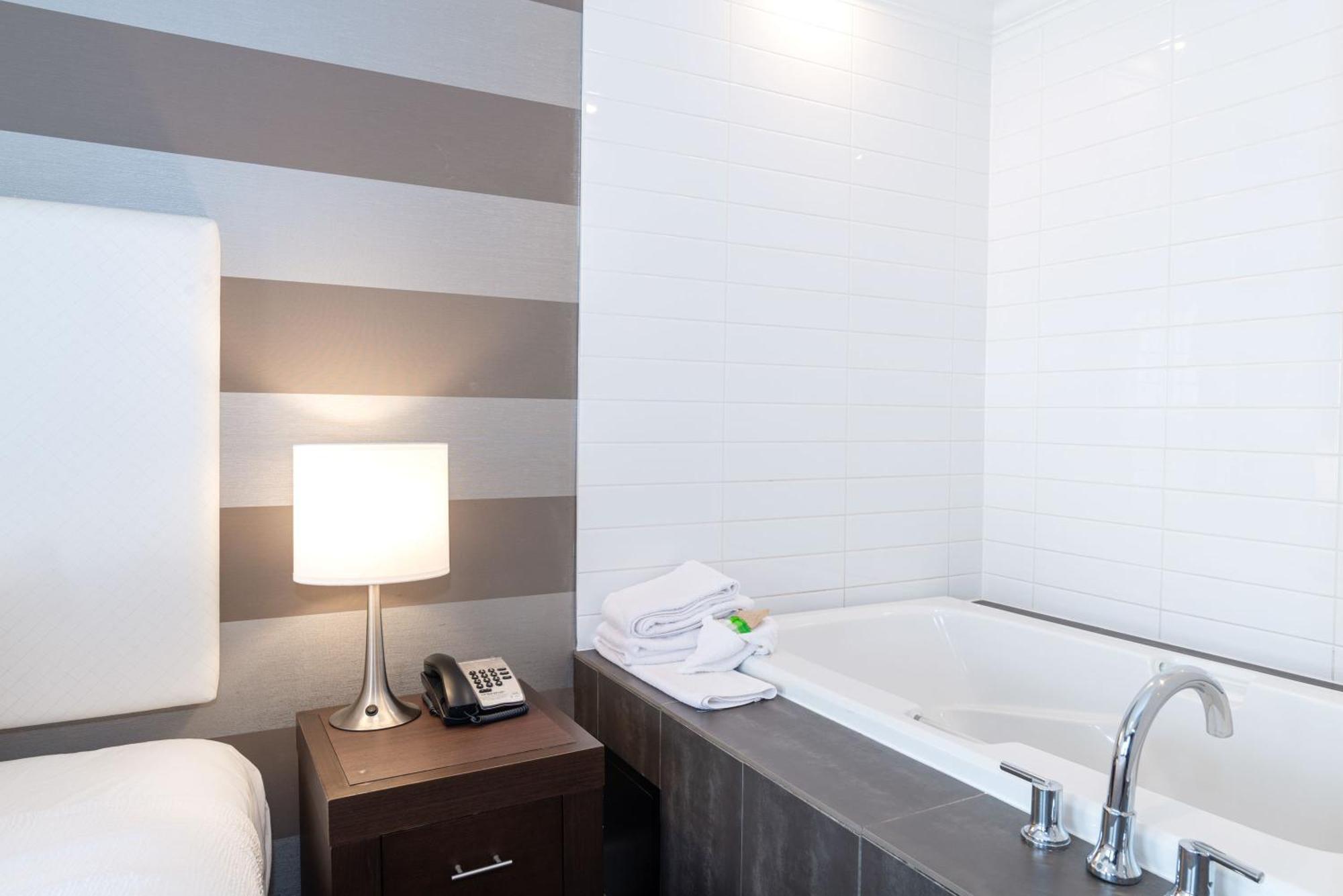 Sandman Hotel Edmonton West Zewnętrze zdjęcie
