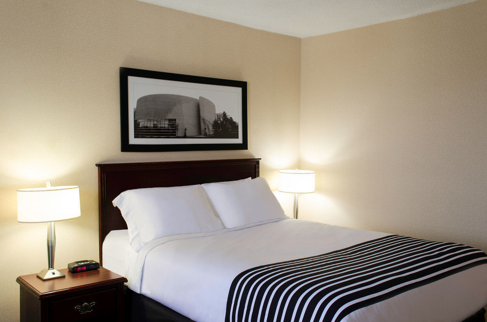 Sandman Hotel Edmonton West Zewnętrze zdjęcie